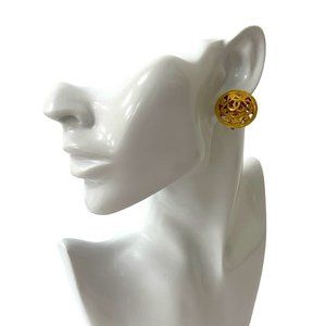 95A CHANEL Vintage Coco Mark Motif Earrings and Ear Cuffs, Gold, 18749